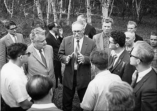 Участники советско-американского симпозиума (1963) Участники советско-американского симпозиума (1963)