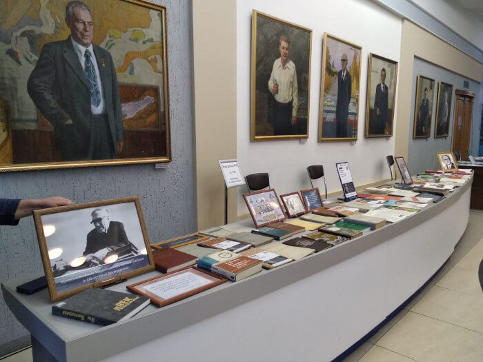 Выставка в ДУ СО РАН